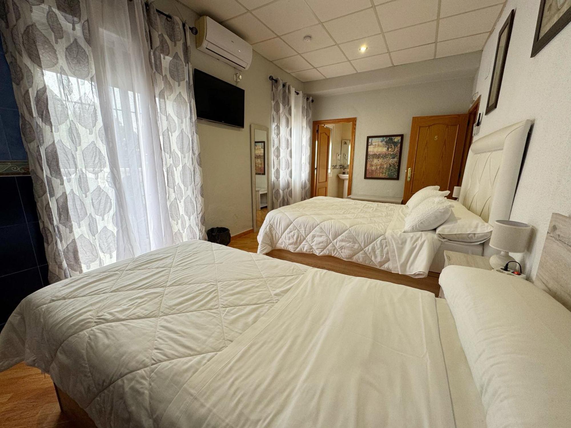 Hostal El Brillante - Alojamientos El Duque Cordoba Room photo